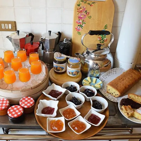 La Sloda Bed & Breakfast 3*